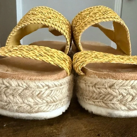 American Rag shoes Size 6 slip on, elastic ankle strap - Picture 6 of 8